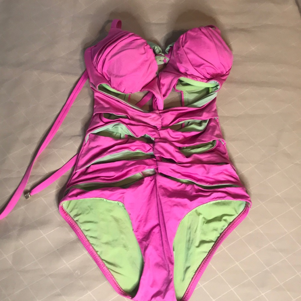 Bathing suit